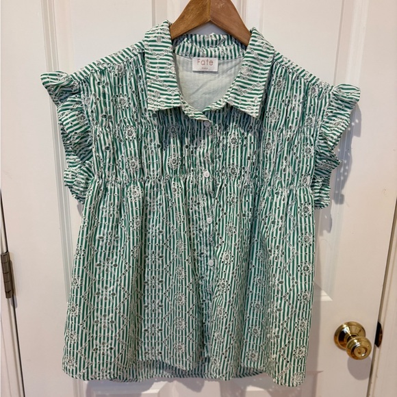 Fate Tops - Fate Green Striped Floral Ruffle Sleeve Blouse, size Small